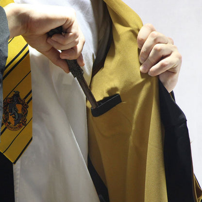 Harry Potter Wizard Robe Cloak Hufflepuff Size L - Damaged packaging