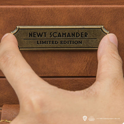 Fantastic Beasts Replica 1/1 Newt Scamander Suitcase Limited Edition