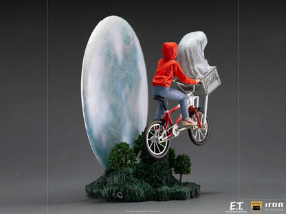 E.T. Extra-testrijski Deluxe Art Scale Statup 1/10 E.T. & Elliot 27 cm