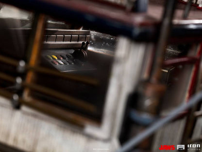 Estatua Jaws Demi Art Scale 1/20 Jaws Attack 104 cm