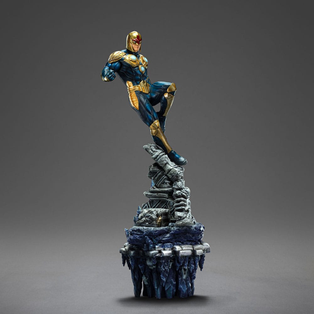 Estatua Marvel Art Scale Deluxe 1/10 Nova 41 cm