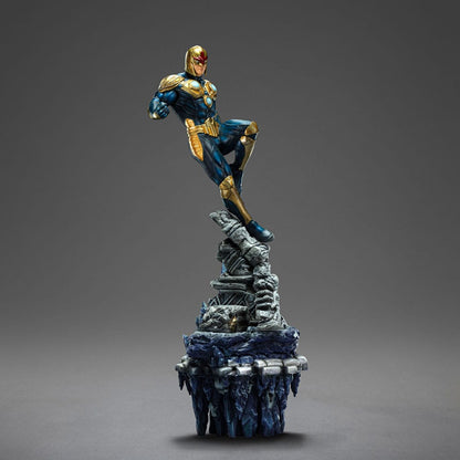 Estatua Marvel Art Scale Deluxe 1/10 Nova 41 cm