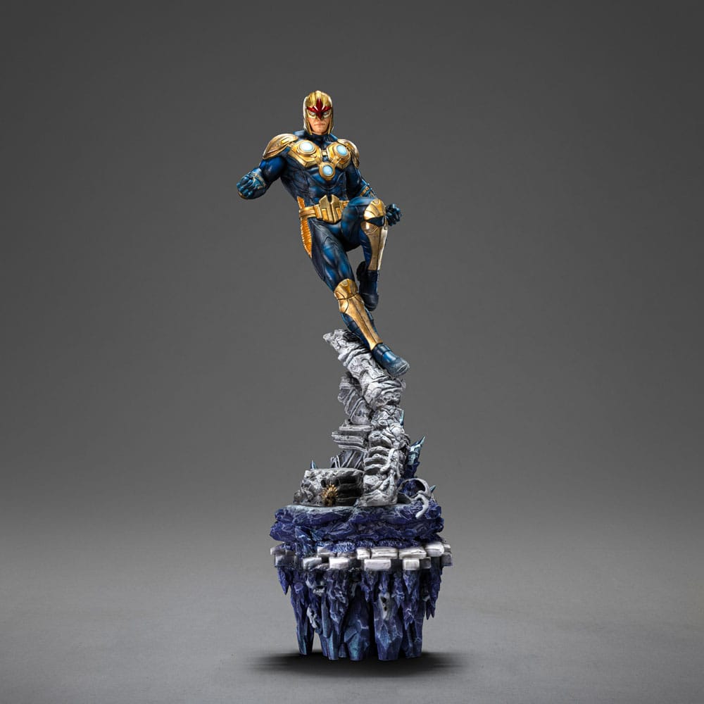 Estatua Marvel Art Scale Deluxe 1/10 Nova 41 cm
