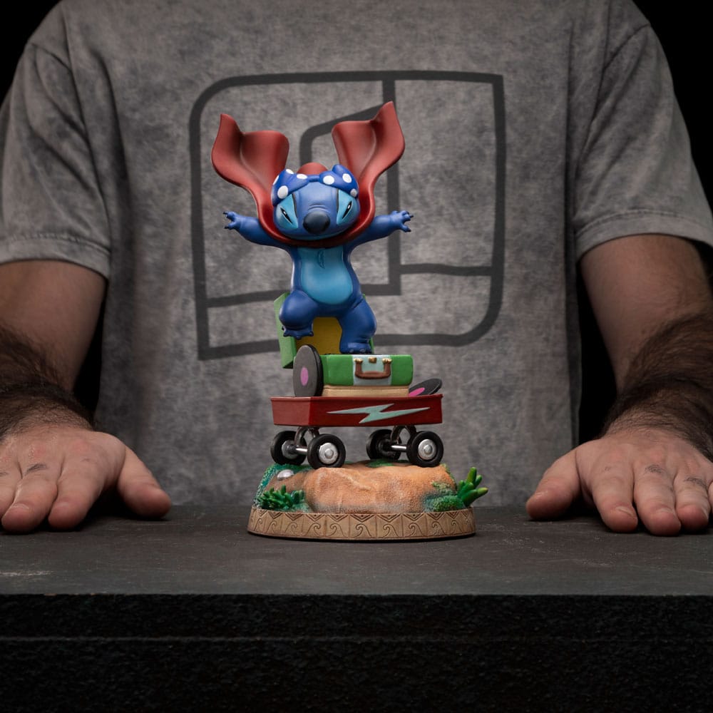 Lilo & Stitch Art Scale Statue 1/10 Stitch vaskeri 19 cm