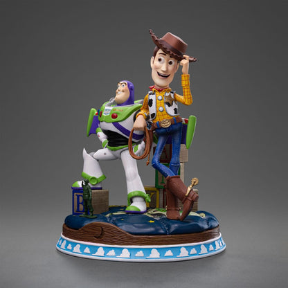 Priča o igračkama Deluxe Art Scale Statup 1/10 Buzz & Woody 38 cm