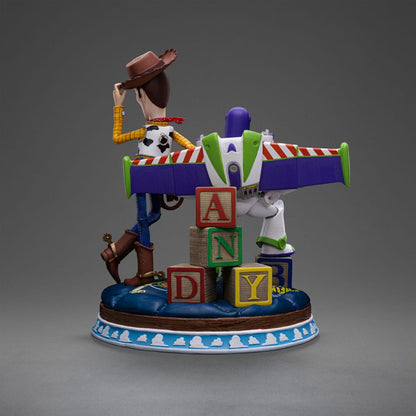 Priča o igračkama Deluxe Art Scale Statup 1/10 Buzz & Woody 38 cm