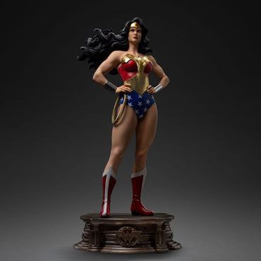 DC Comics Legacy Replica Statue 1/4 Wonder Woman 56 cm