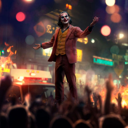 DC Comics Art Scale Deluxe Statup 1/10 Joker (Arthur Fleck) 19 cm