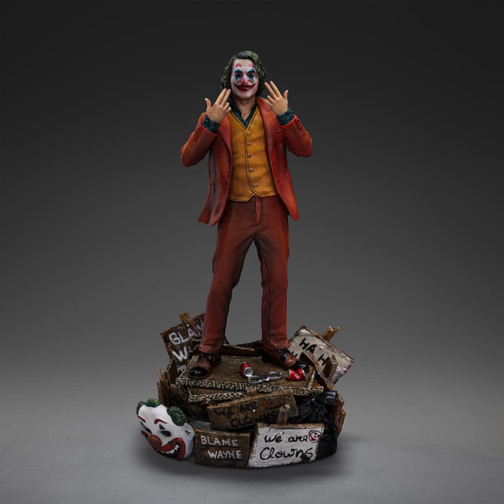 DC Comics Art Scale Deluxe Statup 1/10 Joker (Arthur Fleck) 19 cm