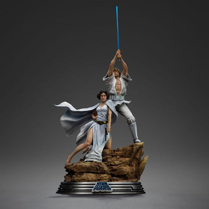 State di Scala artistica di Star Wars Deluxe 1/10 Luke e Leia 41 cm
