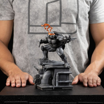 Teenage Mutant Ninja Turtles Statua in scala artistica 1/10 Michelangelo Variante in bianco e nero 26 cm heo Exclusive