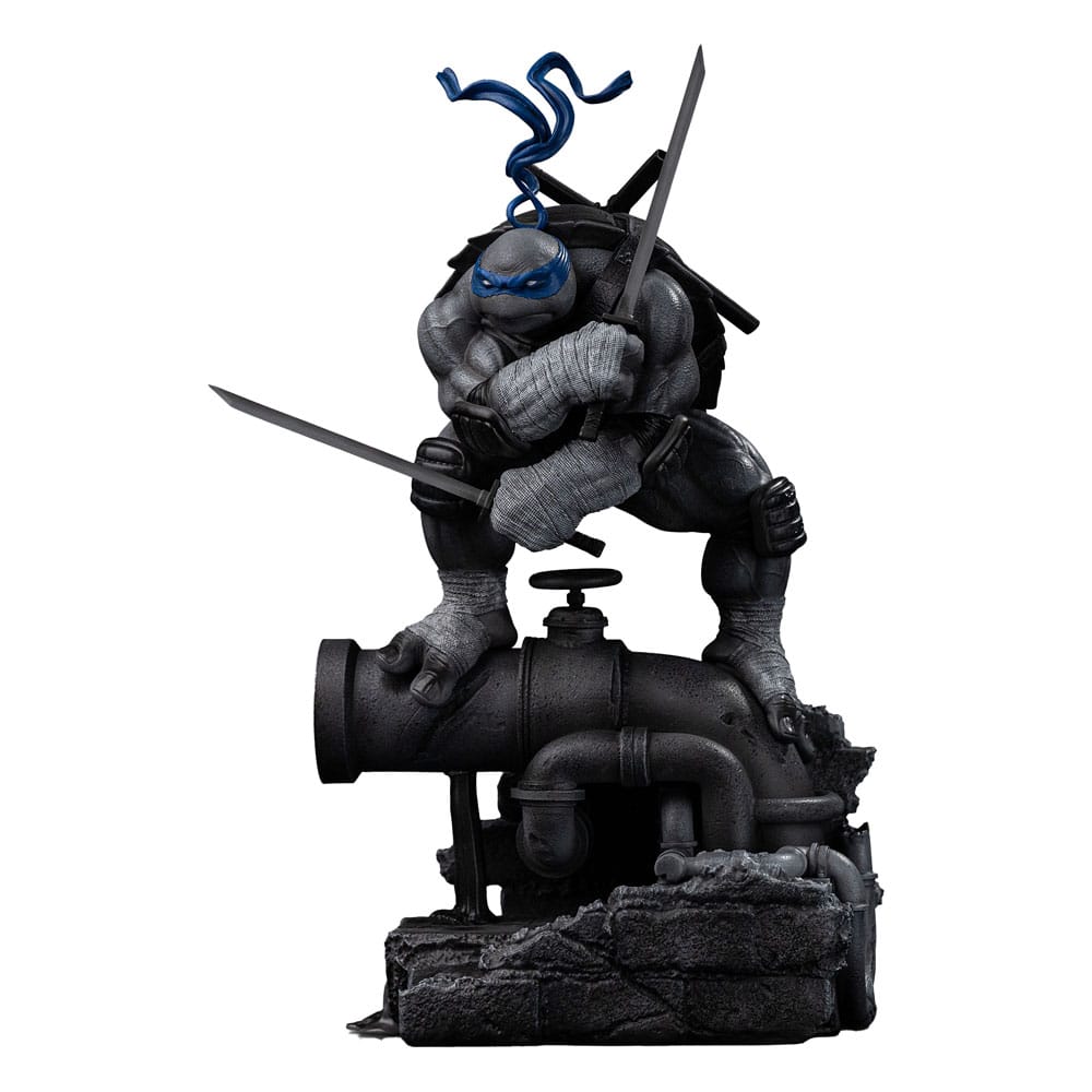 Estatua a escala artística de las Tortugas Ninja Mutantes Adolescentes 1/10 Leonardo Variante en blanco y negro 26 cm heo exclusivo