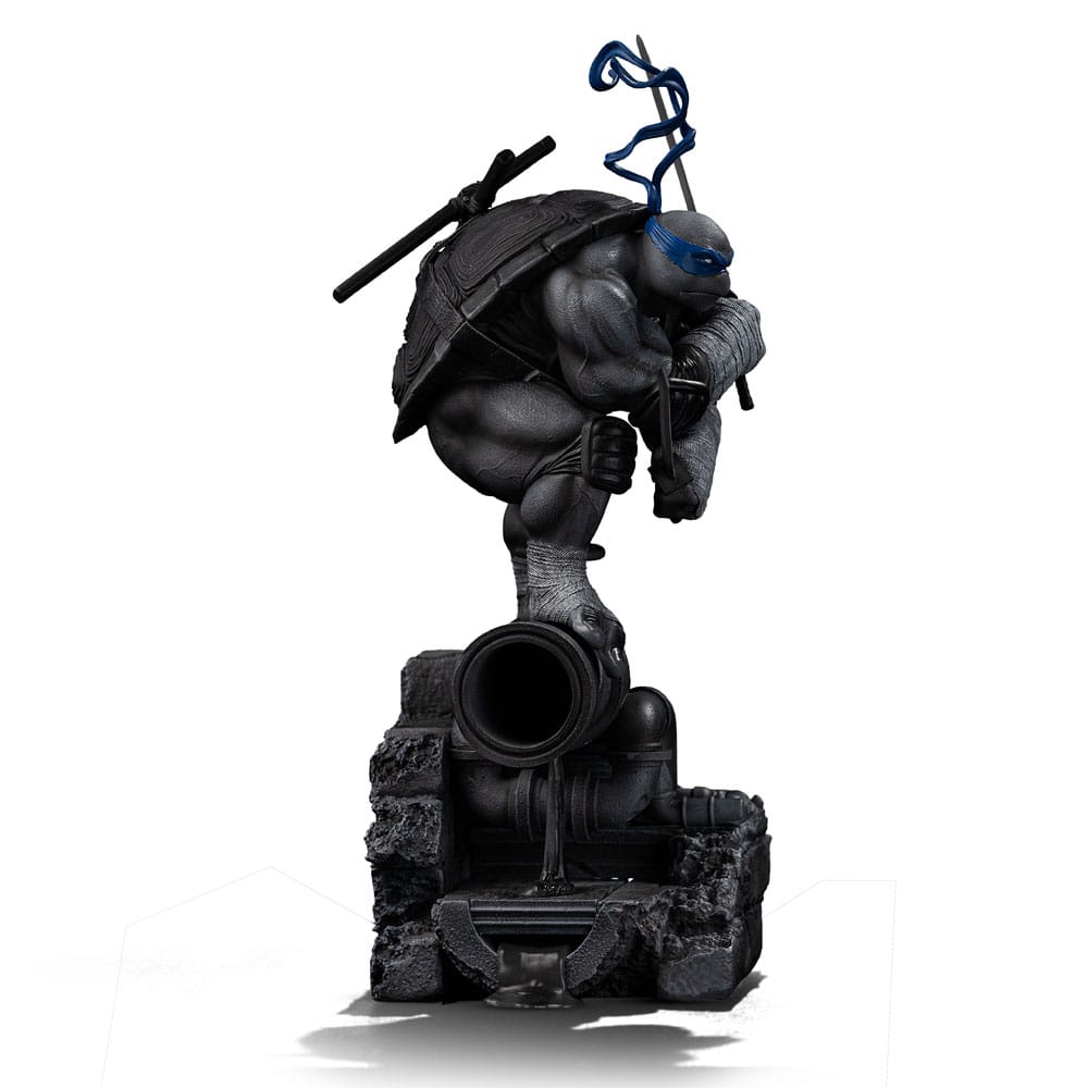 Estatua a escala artística de las Tortugas Ninja Mutantes Adolescentes 1/10 Leonardo Variante en blanco y negro 26 cm heo exclusivo