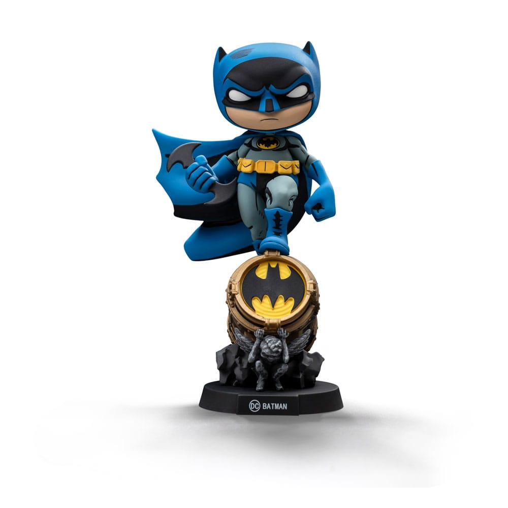 Batman Mini Co. Figura in PVC Batman su Bat-segnale (variante blu) 15 cm
