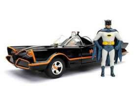 Batman Diecast Model 1/24 1966 Klassisk tv -serie Batmobile med figur