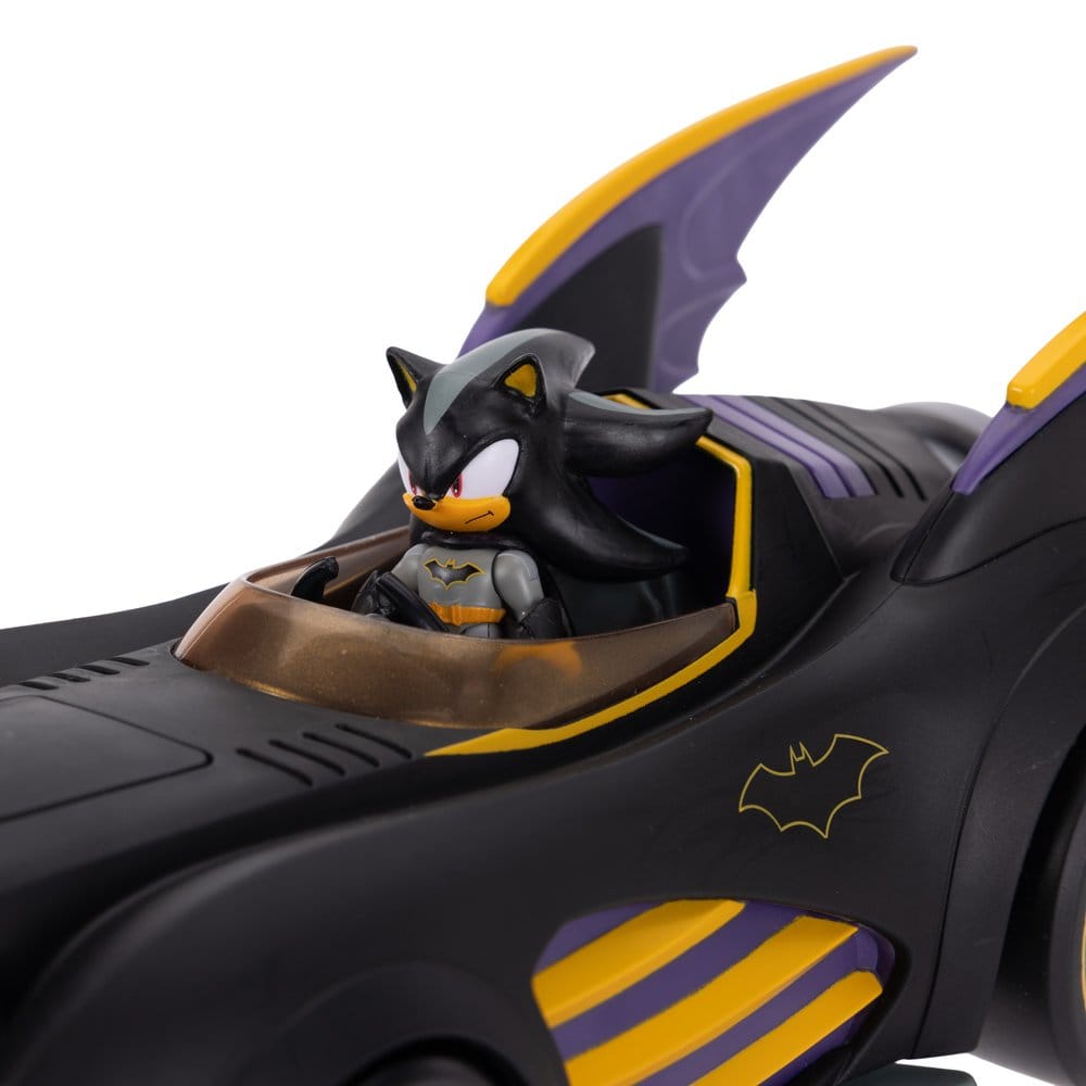DC x Sonic – The Hedgehog Actionfigur mit Vehicle Shadow Batman & Batmobile 6 cm