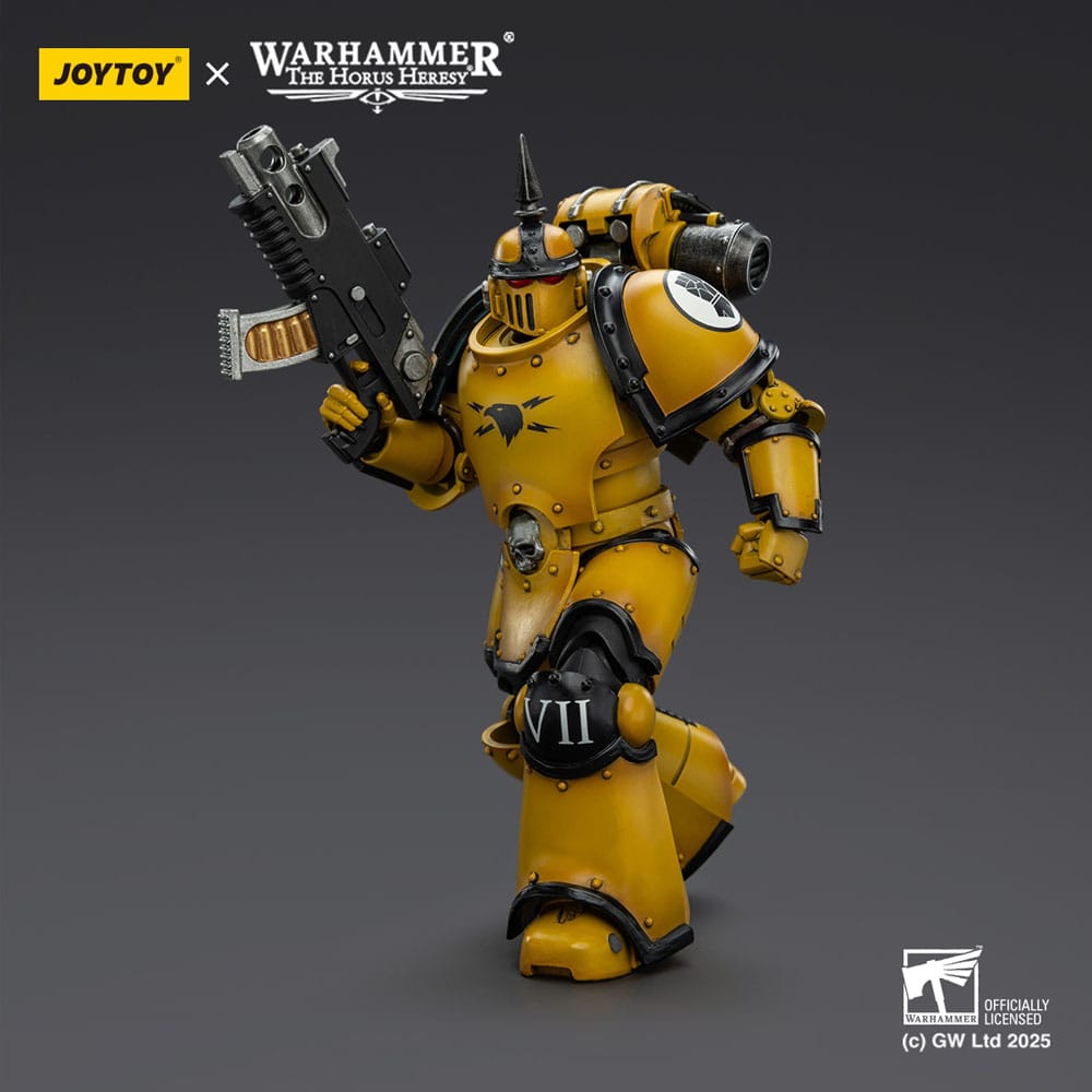 Warhammer La Herejía de Horus Figura de acción Puños imperiales MK lll Legionario táctico 12 cm
