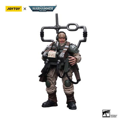 Warhammer 40k Action Figure 1/18 Astra Militarum Cadian Command Squad Veteran with Master Vox 12 cm