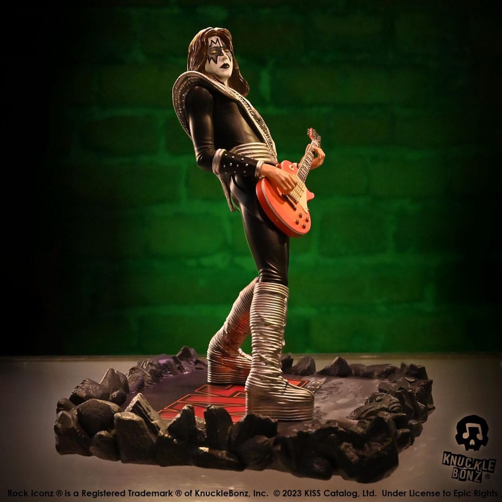 Kiss Rock Iconz Statue Spaceman (Destroyer) 22 cm