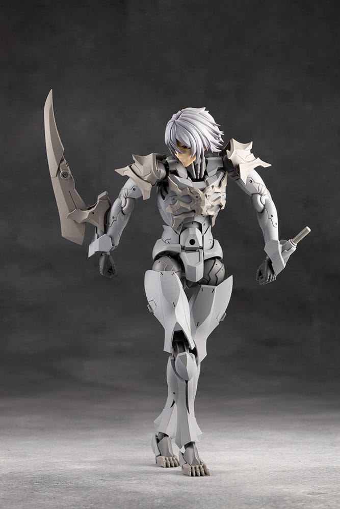 Megalomaria Unlimited Universe Model Kit Zirconia 18 cm