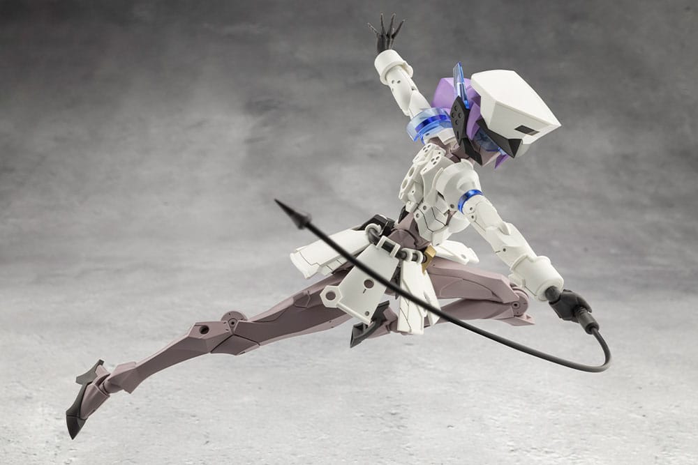 Megalomaria Unlimited Universe Maquette Plastique Vanguard Leader 16 cm