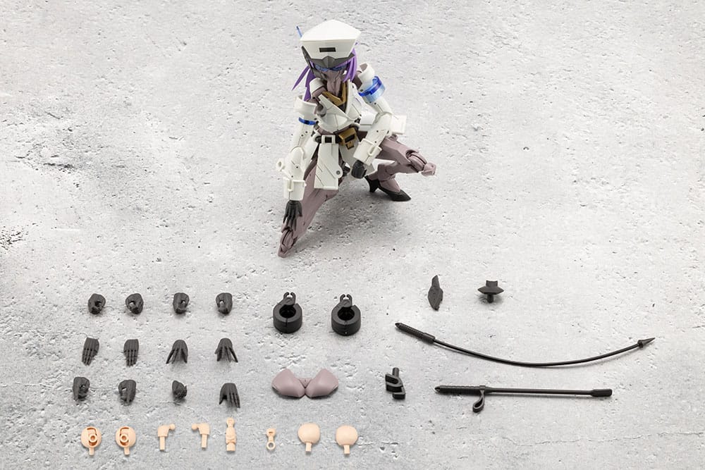 Megalomaria Unlimited Universe Maquette Plastique Vanguard Leader 16 cm