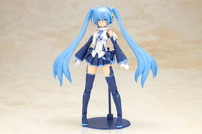 Ramme Arme Pige x Hatsune Miku Plastic Model Kit Ramme Musik Pige Sne Miku Another Color Ver. 15 cm