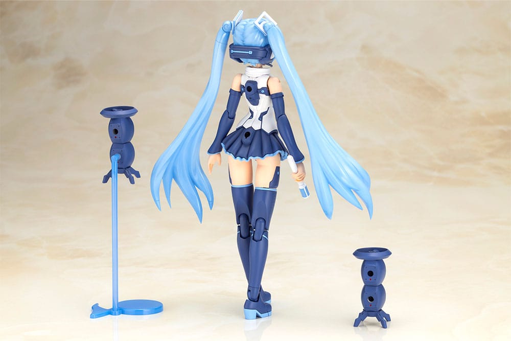 Ramme Arme Pige x Hatsune Miku Plastic Model Kit Ramme Musik Pige Sne Miku Another Color Ver. 15 cm