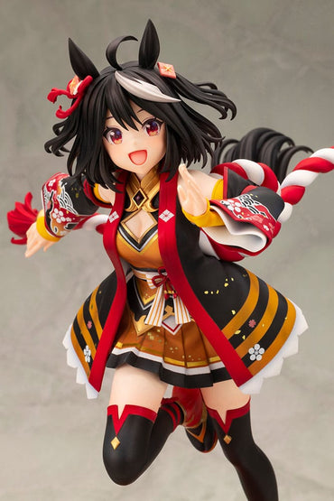 Uma Musume Pretty Derby Pvc Statue 1/7 superar al invasor de calor Kitasan Black 30 cm