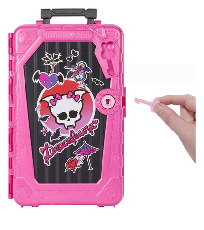 Muñeca Monster High Skulltimate Secrets Destino: Oasis sangriento - Draculaura