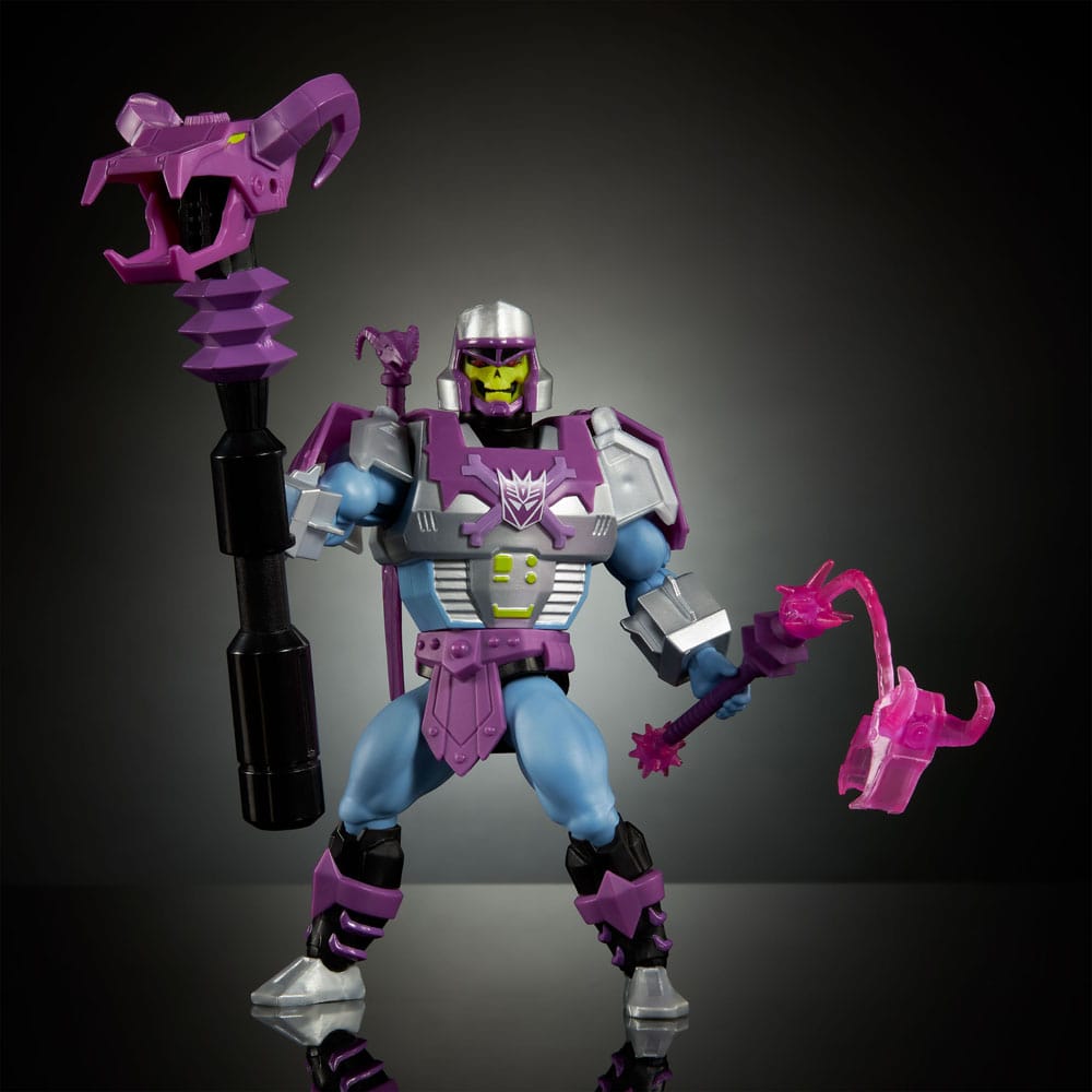 Masters of the Universe x Transformers Actiefiguur Megatron Armor Skeletor heo Exclusief voor Europa 14 cm