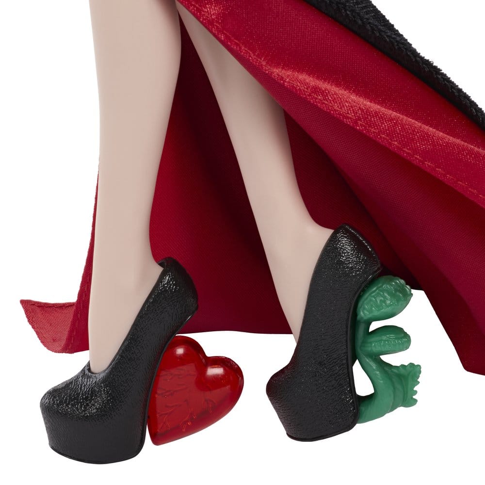 Monster High x Wednesday Sammlerpuppe Morticia Addams