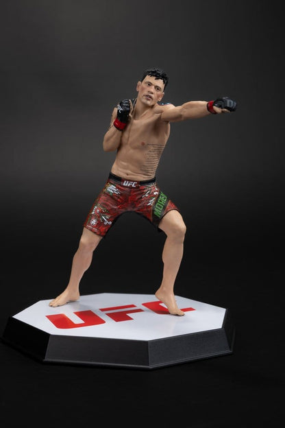 UFC posierte PVC-Statue Brandon Moreno 16 cm