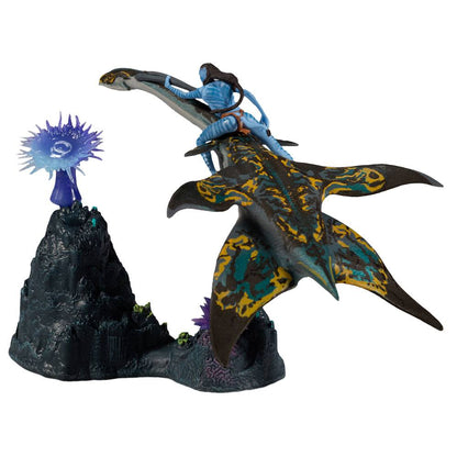 Avatar: The Way of Water Deluxe Medium Action Figures Neteyam & Ilu