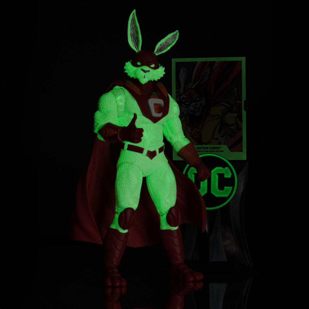 DC Multiverse Action Figure Captain Carrot (Justice League Incarnate) Glow in the Dark Edition (Gold Label) 18 cm