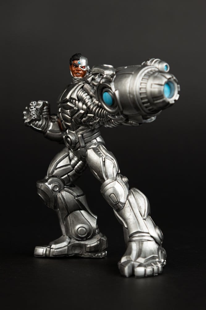 Statue Vinyle Collector DC Direct Cyborg 12 cm