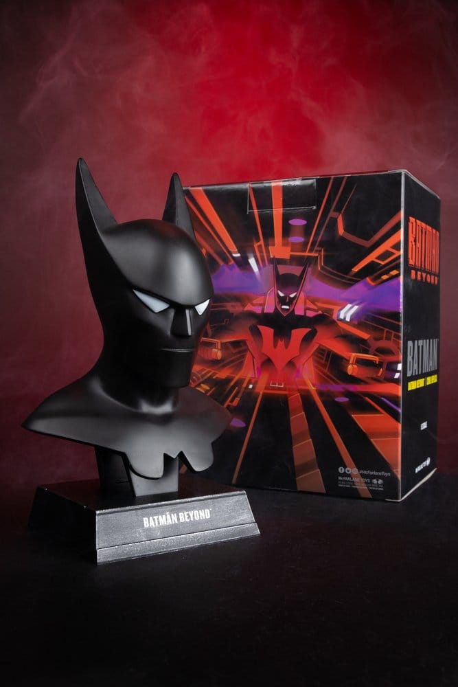 Replika DC Direct Prop 1/3 Batman Cowl (Batman Beyond Animated) 18 cm