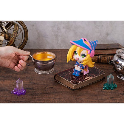 Yu-Gi-Oh! Monstruos de duelo Mira la estatua de PVC Magician Girl 11 cm