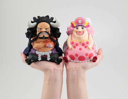 One Piece Look Up PVC Statue Big Mom 11 cm