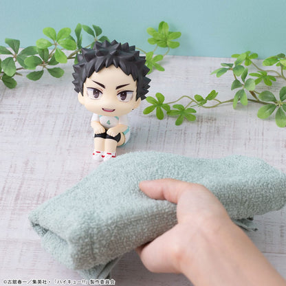 Haikyu !! Cerca la statua in PVC hajime iwaizumi uniforme ver. 11 cm