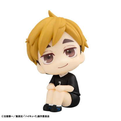 Haikyu !! Slå op PVC -statue Atsumu Miya Uniform Ver. 11 cm