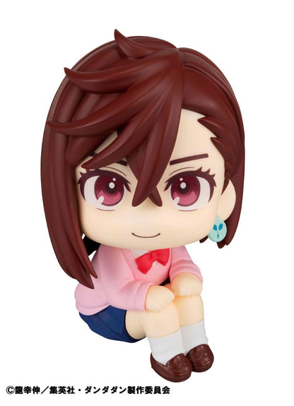 Dandadan Look Up Pvc Statue Momo 11 cm
