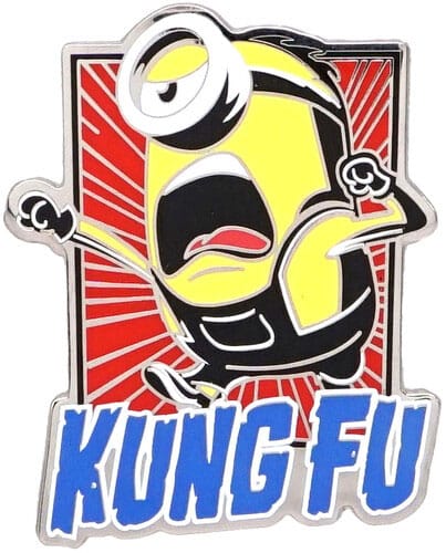 Minion mere end en minion pin badge kung fu stuart