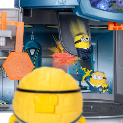 Despicable Me 4 Mega Minion Playset Transformation Chamber