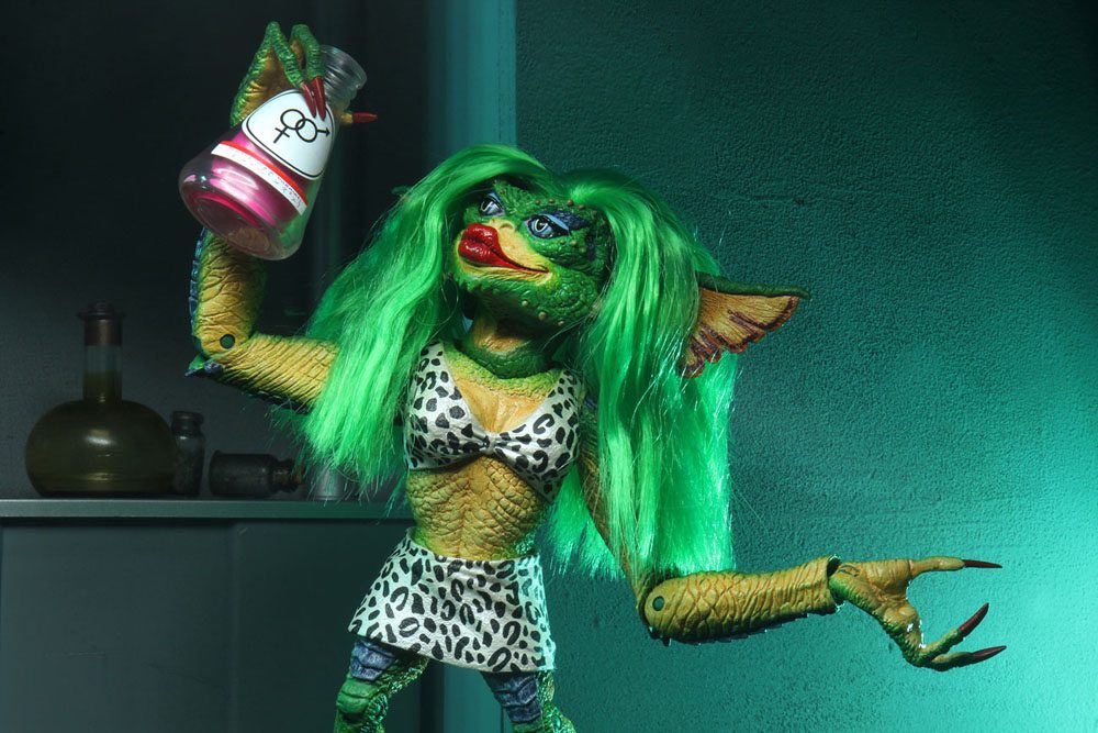 Gremlins 2 Ultimate Action Figur Greta 15 cm