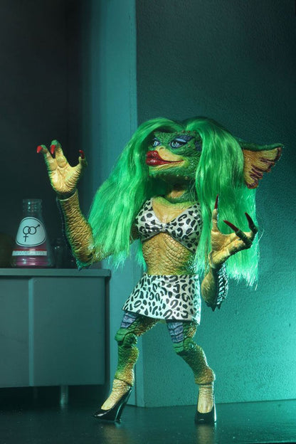 Gremlins 2 Ultimate Action Figur Greta 15 cm