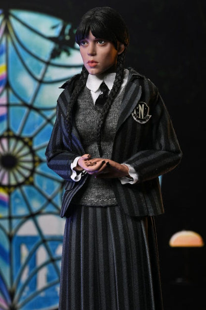 Pack de 2 figurines Wednesday Action Wednesday Addams (Nevermore Uniform) et Enid 20 cm