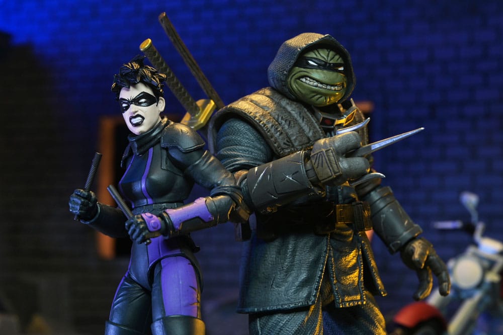Teenage Mutant Ninja Turtles (The Last Ronin The Lost Years) Action Figure Casey Marie con Last Ronin Motorcycle 18 cm
