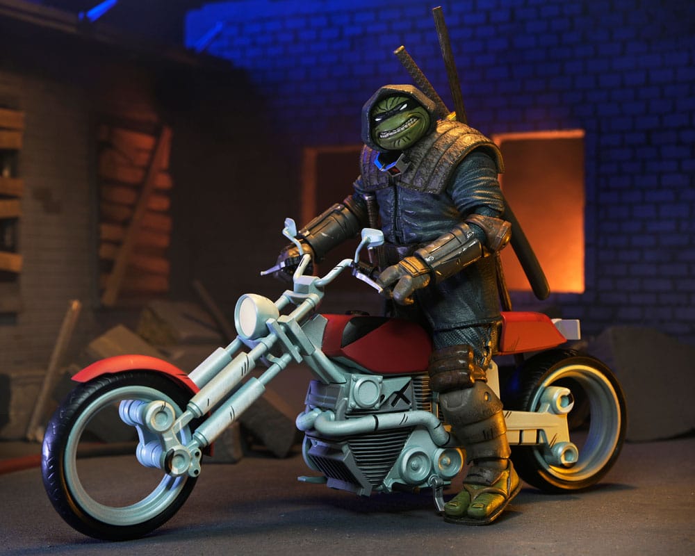 Teenage Mutant Ninja Turtles (The Last Ronin The Lost Years) Action Figure Casey Marie con Last Ronin Motorcycle 18 cm
