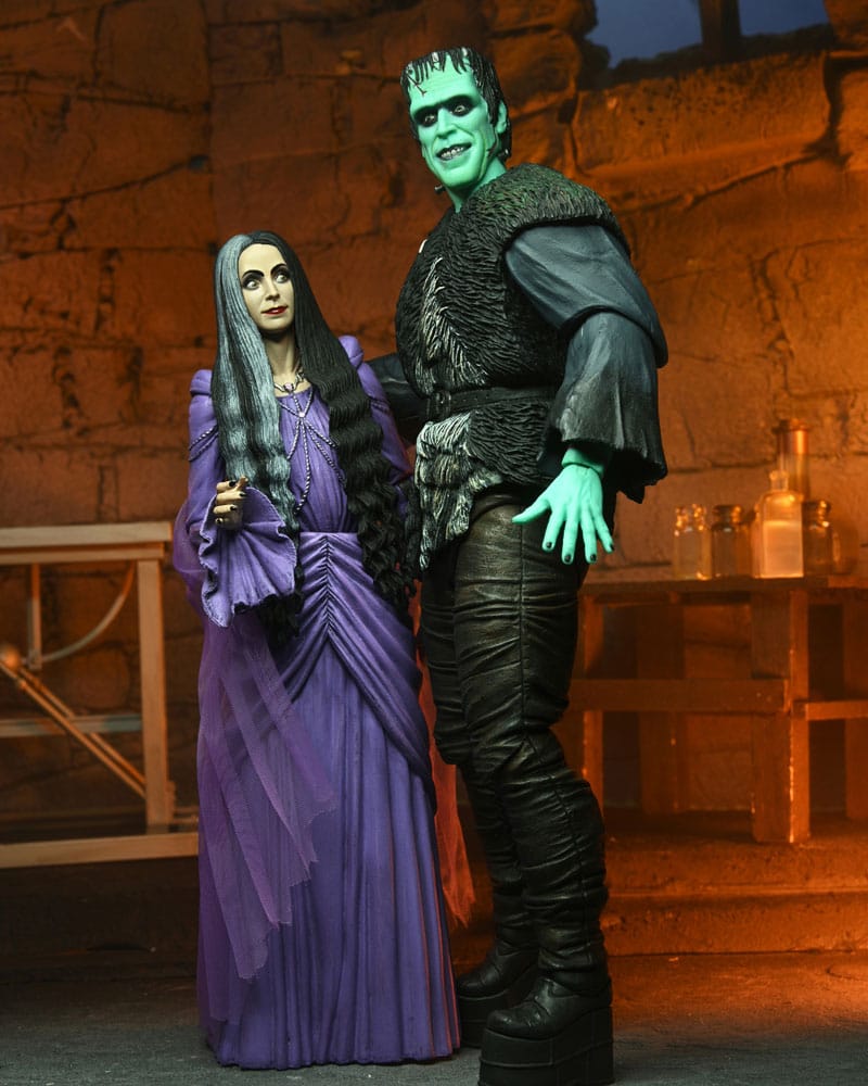 Rob Zombies The Munsters Actionfigur Ultimate Lily Munster 18 cm